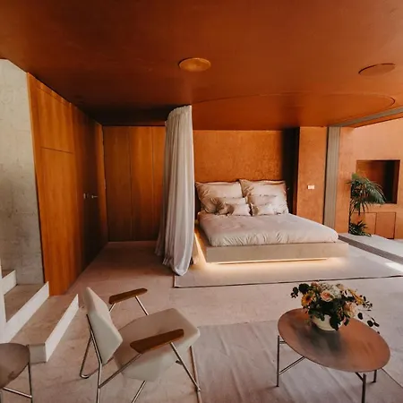 Zori Timeless ホテル フヴァル