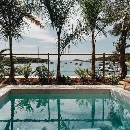 ホテル Zori Timeless フヴァル