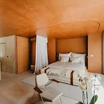 Zori Timeless Hotel